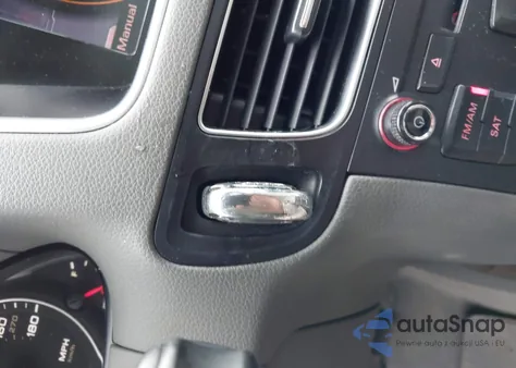 2010 Audi Q5 Premium from USA, damaged, VIN WA1CKAFP7AA049607